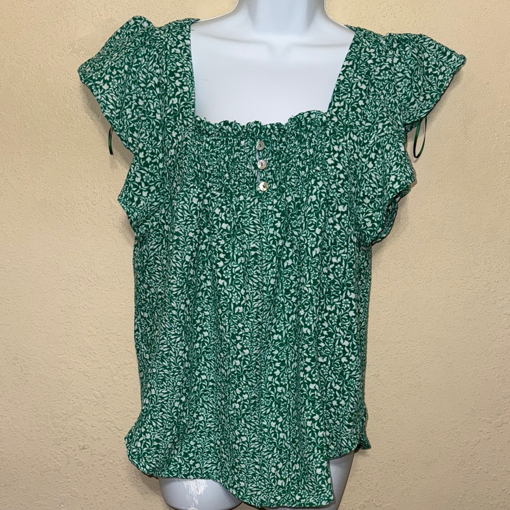 Draper James RSVP Green Floral Women's Top